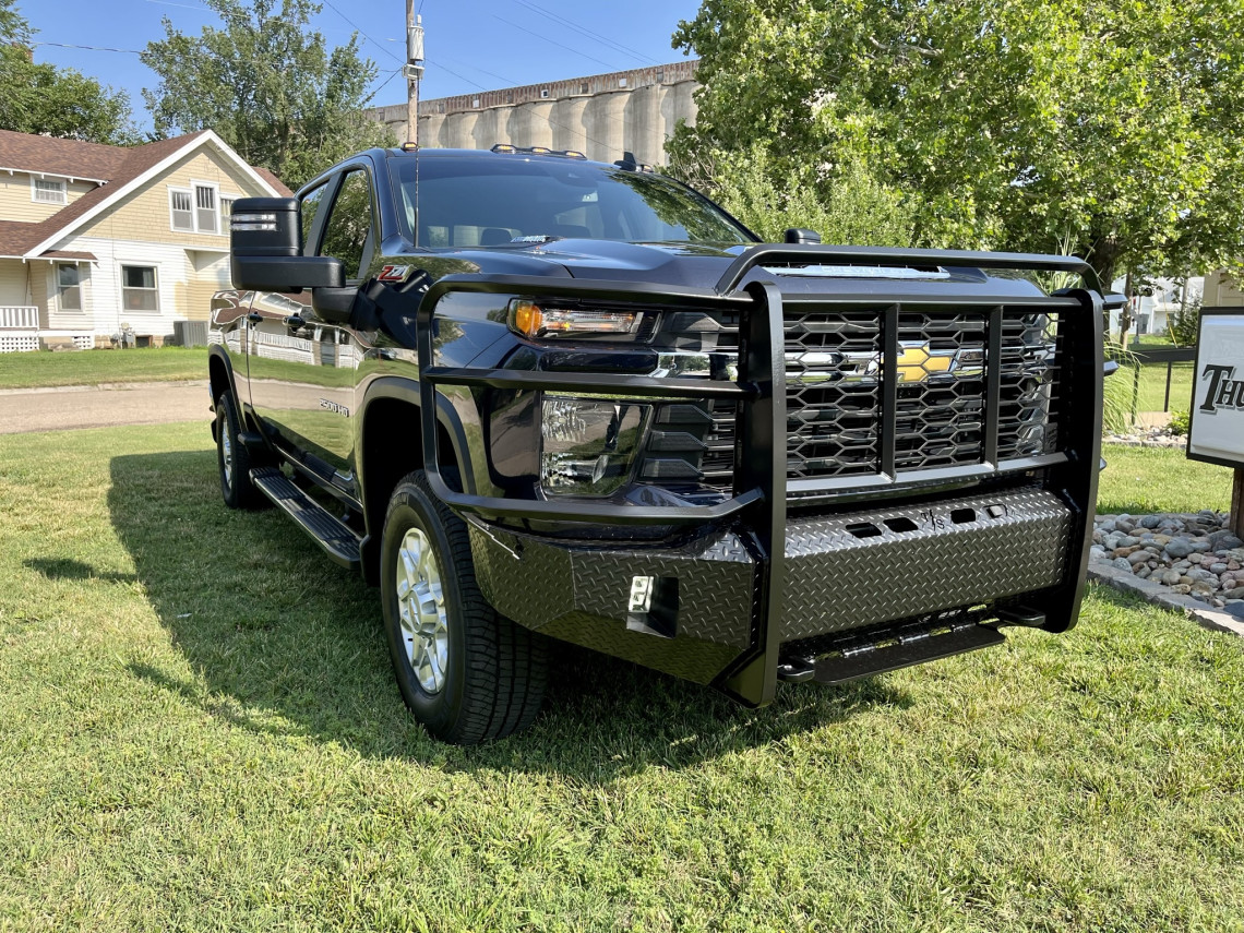 2024 chevy 2500 2500hd 3500 3500hd gas diesel, front end replacement, bumper, tread plate Grille Guard, Front Camera, Front Sensors, Cattle Guard, TS bumper, Thunder Struck Bumper, Ranch Hand, Diamond, Tread, front bumper, smooth